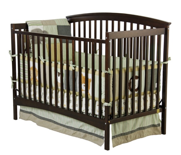 Dream On Me Convertible Crib 4 in 1